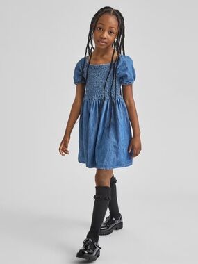 The Children’s Place Cotton Chambray Smocked Dress Blue Puff Sleeve Size 14 XL